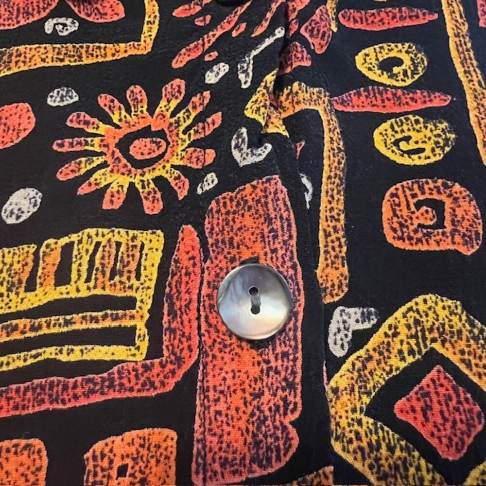 Chicos Design Orange Black 100% Rayon Fiesta Button Front Long Sleeve Top Size 3 - Picture 7 of 11